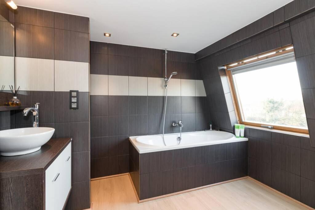 Duplex Appertement Met Zicht Damse Vaart @ Brugge Apartment Ngoại thất bức ảnh